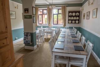 Toothbrush Rooms at Lattice Lodge - Guest Kitchen & EV Recharging - Ipswich - 3