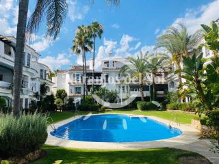 Apartamentos Naranjos del Sol Marbella - Marbella - 0