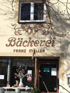 Baeckerei Mueller - große Unterkunft mit mid century Charme, zentral, sehr gut für Familien, privat, Stadt&Natur, Café im Haus - 8