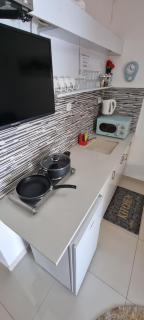 Asher's Apartments - 5