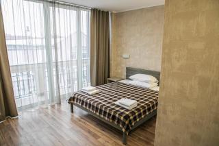 Alina Hotel & Hostel - 1