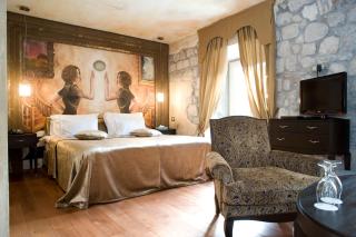 Boutique Hotel Astoria - Kotor - 5