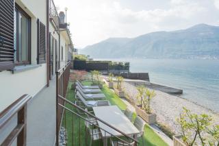 Dream Lake Apartments Lake View - private beach by Rent All Como - 4