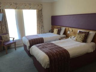 Uplawmoor - Uplawmoor - 2