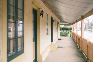 Goat Square House - Historic Row Cottages - Tanunda - 3