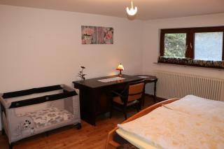 Zentrumsnahe u. Kinderfreu. Ferienwohnung mit 86m² - Müllheim - 3