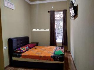 Rian Kost - Hotel Penginapan Murah Pusat Kota Palembang - 2