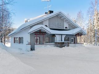 Holiday Home Hallantytär b3 paritalo inc- 2 ski ticke by Interhome - Hyrynsalmi - 6