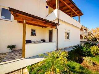 Apartment Matanovi Dvori-1 by Interhome - Vir - 0