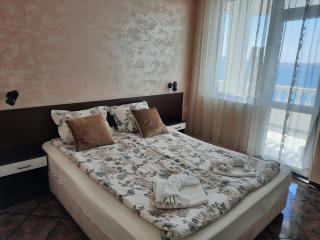 ORION Guest House - Sozopol - 4
