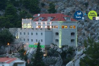 Hotel Villa Dvor - Omiš - 0