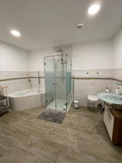 Ferienwohnungen AKH Home - 5