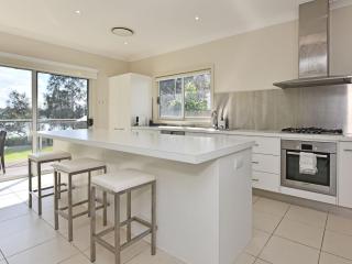 Wangi Lakehouse - Wangi Wangi - 5
