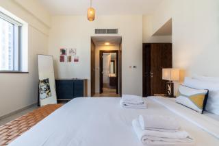 Scenic 2 Bedroom Apartment - Downtown Business Bay - Dubai - 8