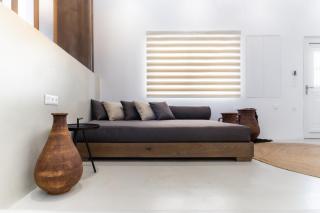 Wave, an Idyllic Seafront Suite by Nirousuites - Kokkini Khanion - 5