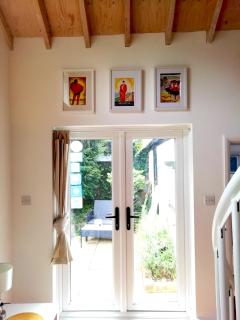 Unique Cottage Retreat - 2