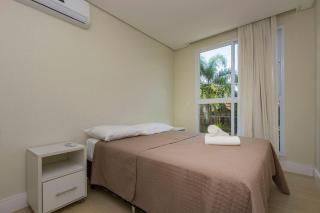 Porto Fino 106 – Lindo Apartamento no Centro de Bombinhas, a 260 Metros da Praia, com Ótimo Custo-Benefício. - Bombinhas - 4