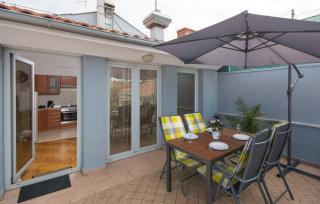 City Centre Sea View Apartment - Pula - 7