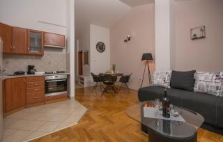 City Centre Sea View Apartment - Pula - 5