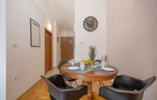 City Centre Sea View Apartment - Pula - 2