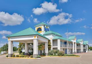 Days Inn & Suites by Wyndham Bentonville - Bentonville - 9