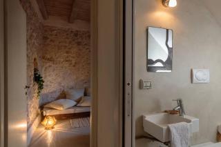 La Casa della bifora / The House of the mullion - Sermoneta - 2