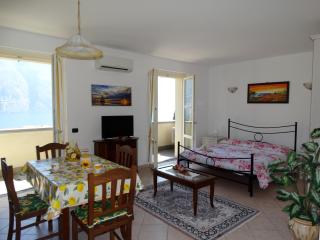 Casavalery Appartamento monolocale con vista lago - 3