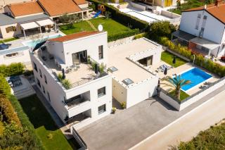 Belvedere Holidays - Novigrad - 0