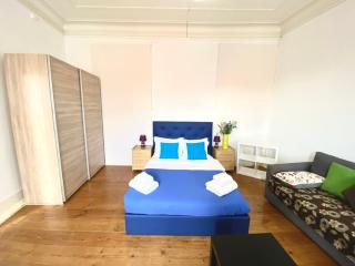 Classic Chiado 1 - Central Guest House Room with Shared Bathroom - Lisboa - 3