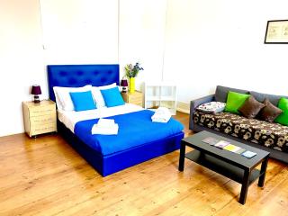 Classic Chiado 1 - Central Guest House Room with Shared Bathroom - Lisboa - 1