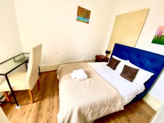 Nature Chiado 2- Cozy Little Double Room with shared bathroom - Lisboa - 2