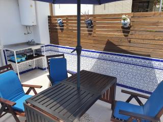 Private townhouse with roof terrace close to the beach - 8