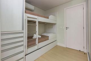 Boulevard 211B - Excelente apartamento em condomínio de luxo no centro de Bombinhas - Piscina - Jacuzzi - Academia - Portaria 24h. - Bombinhas - 3