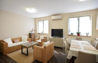 Family Deluxe Apartments - Eger - 8