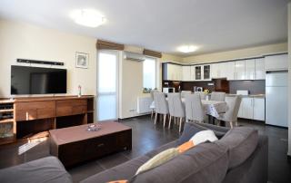 Family Deluxe Apartments - Eger - 9