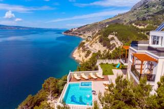 Villa MIRNA with heated pool & whirlpool, traditional wine bar, 150m from sea - Lokva Rogoznica - 7