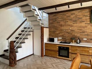 Goral cottage new - Myhowe - 1