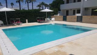 Villa piscina 24 posti letto - Torre dell'Orso - 0