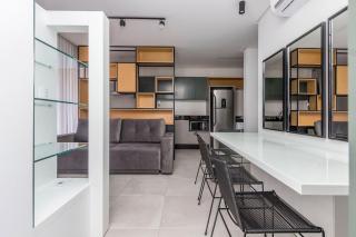 Porto Madero 301 – Apartamento Moderno em Condomínio com Piscina e Academia no Rooftop no Centro de Bombinhas. - Bombinhas - 2