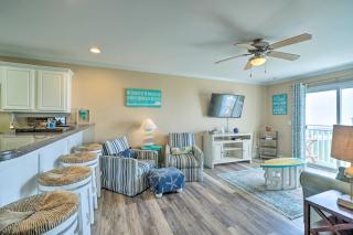 Ocean-View Oak Island Condo, 1 Block to Beach! - Oak Island - 4