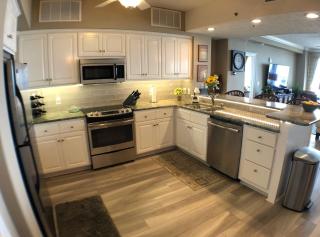 Astonishing Beacfront Condo with 360 sqft Balcony Facing the Ocean - Unit 0302 - Panama City Beach - 6