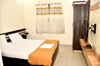 SSR Hotel - Srikalahasti - 4
