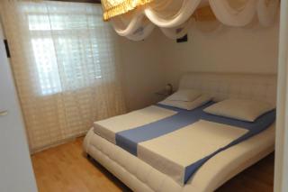 Croatia Zadar Borik Family Apartment with garten view Number 2 - Zadar - 0
