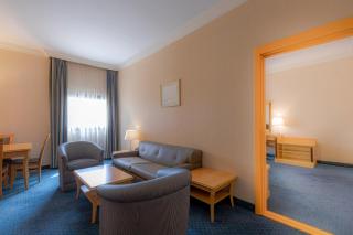 Holiday Inn Yanbu by IHG - 7