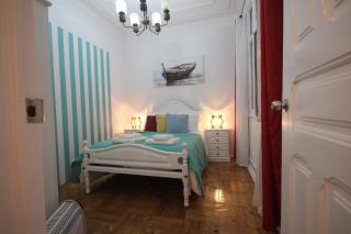 Nautic M1 R2 - Classy & Cozy Double Room with Shared Bathroom in Marques Pombal - 1