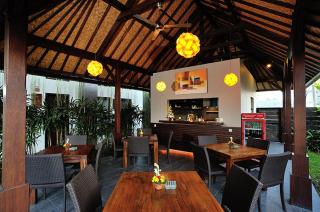 Ganga Hotel & Apartment - Denpasar - 5