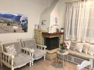 Luxury seafront house nearby Delphi - Kírra - 1