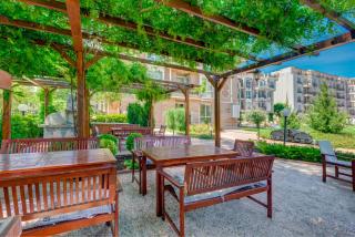 Izida Palace Apartments - Sunny Beach - 3