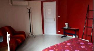 Chambre spacieuse et lumineuse - Chichery - 9