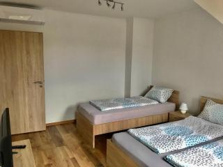 Mátyás Vendégház 3 Rooms Apartment - 2